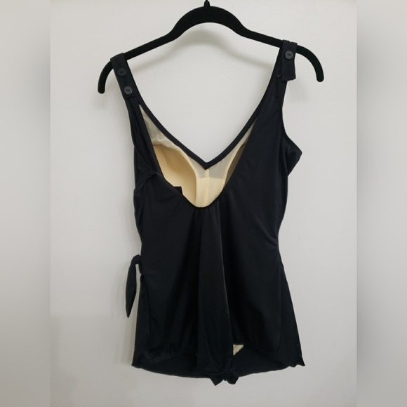 Roxanne Black Sarong Swimsuit Sz 16 Cup Sz 40C - Picture 3 of 8